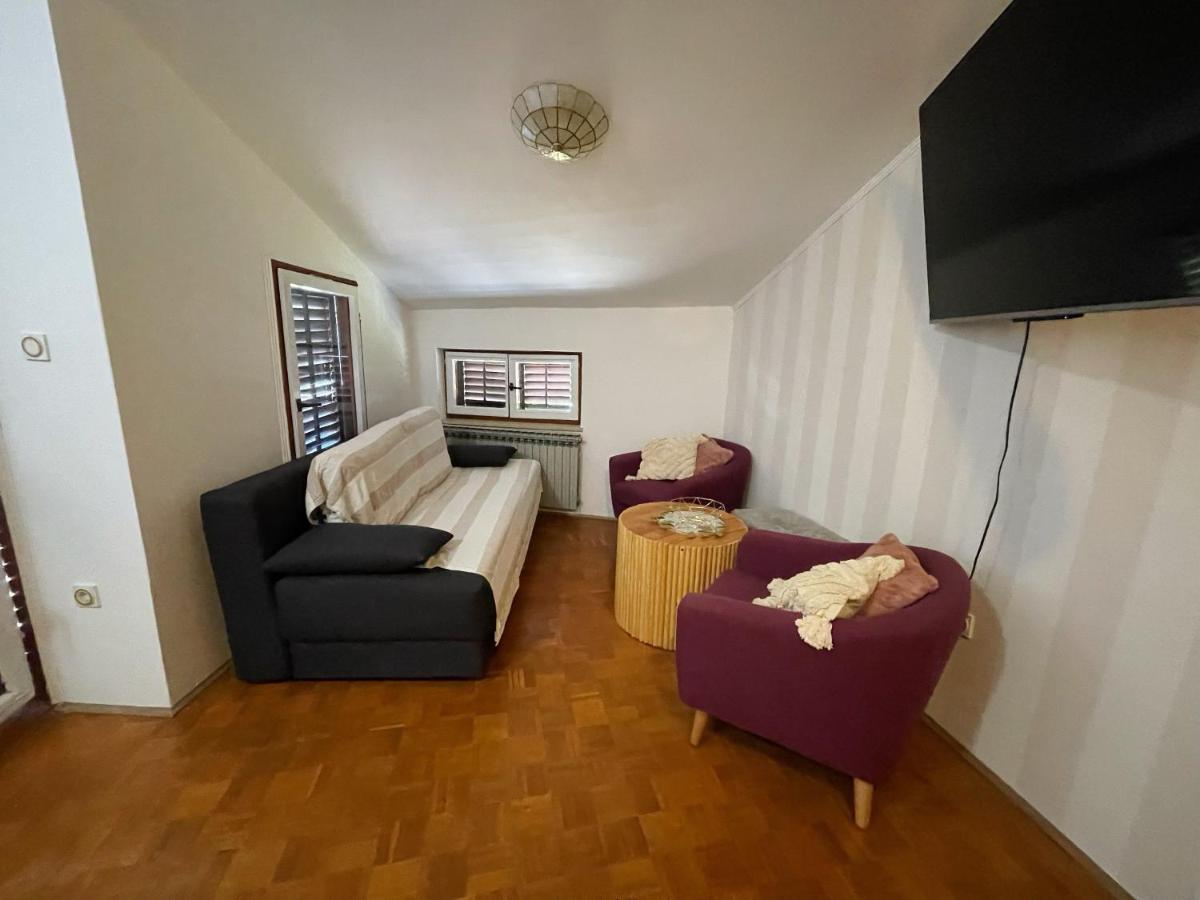 Apartment Zora In The Center Of Crikvenica Buitenkant foto